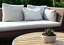 Sofa ogrodowa: jak wybrać idealny model do swojego ogrodu lub tarasu